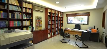 Law office - Image 3